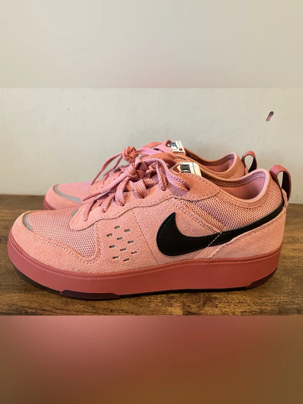 Nike C1TY 'Red Stardust'